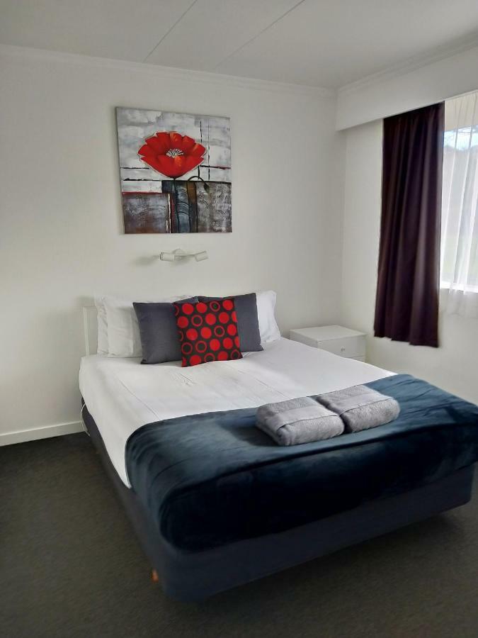 Clyde Apartments Luaran gambar